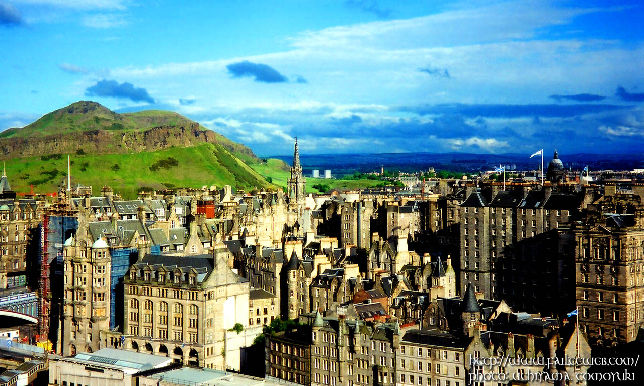 Edinburgh WALLPAPER