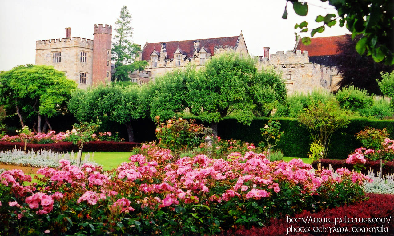 Penshurst Place WALLPAPER