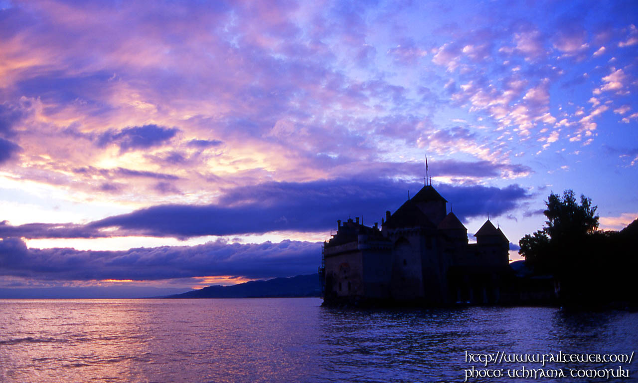 Chateau de Chillon WALLPAPER